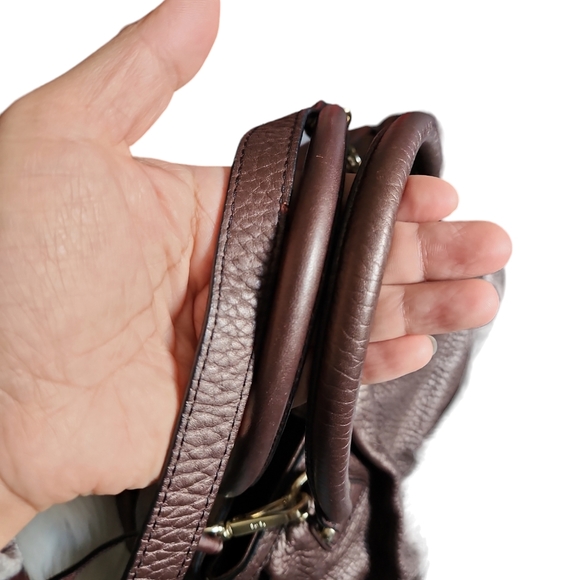 Metallic MCM Hobo🔥 - Picture 10 of 16